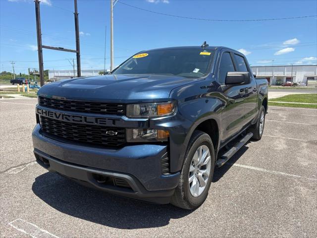 2022 Chevrolet Silverado 1500 2WD Crew Cab Short Bed Custom