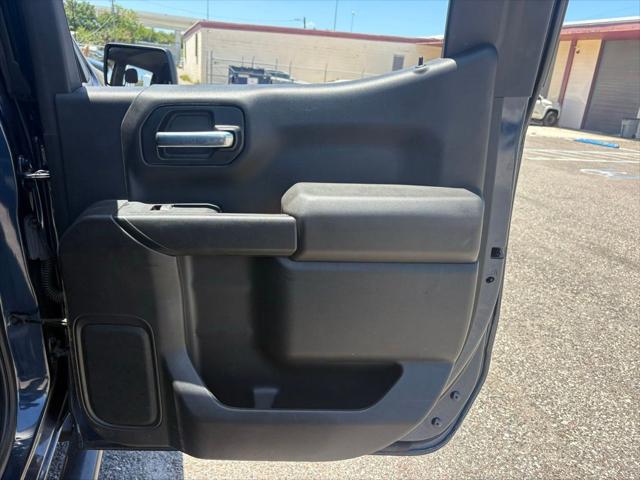 2022 Chevrolet Silverado 1500 2WD Crew Cab Short Bed Custom