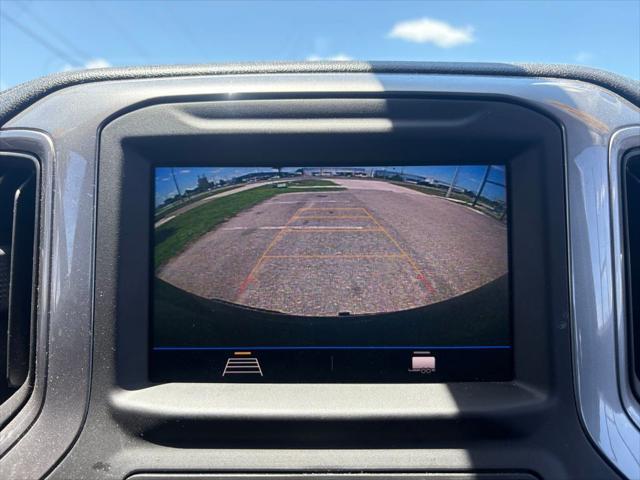 2022 Chevrolet Silverado 1500 2WD Crew Cab Short Bed Custom