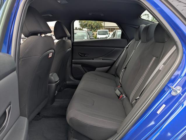 2025 Hyundai Elantra Hybrid SEL Sport