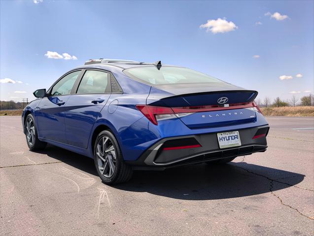 2025 Hyundai Elantra Hybrid SEL Sport