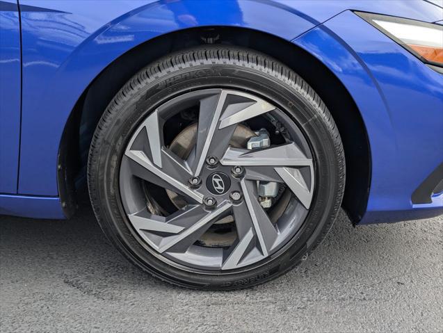 2025 Hyundai Elantra Hybrid SEL Sport