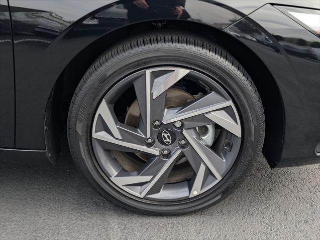 2025 Hyundai Elantra Hybrid SEL Sport