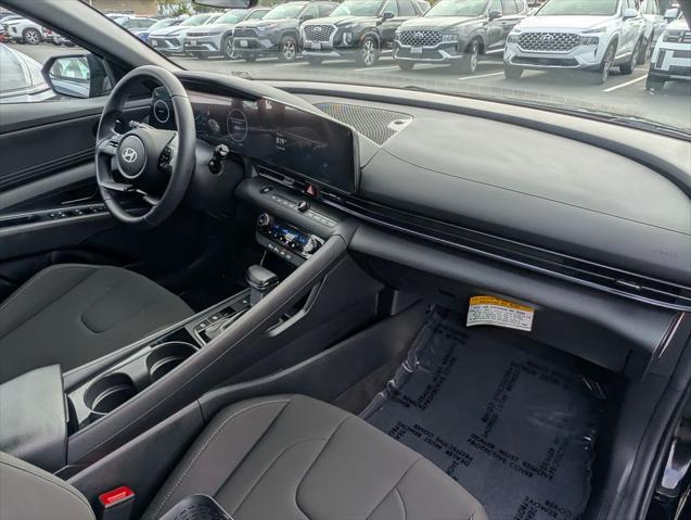 2025 Hyundai Elantra Hybrid SEL Sport