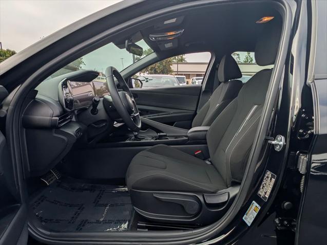 2025 Hyundai Elantra Hybrid SEL Sport