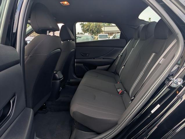 2025 Hyundai Elantra Hybrid SEL Sport