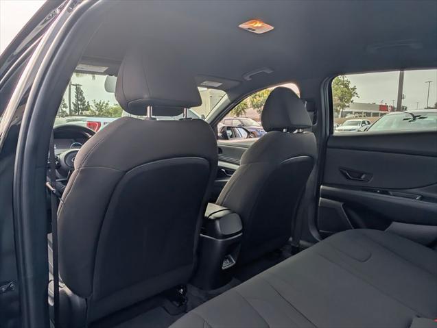 2025 Hyundai Elantra Hybrid SEL Sport