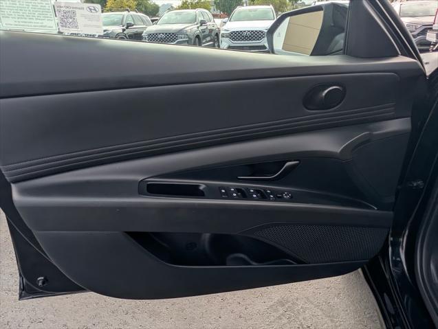 2025 Hyundai Elantra Hybrid SEL Sport