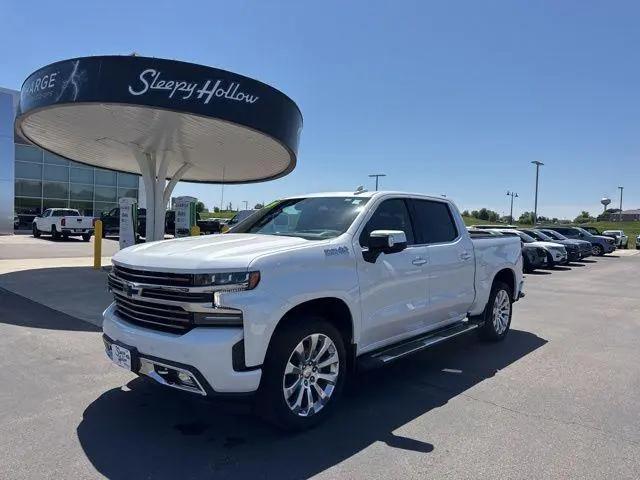 2021 Chevrolet Silverado 1500 4WD Crew Cab Short Bed High Country for sale in Viroqua, WI