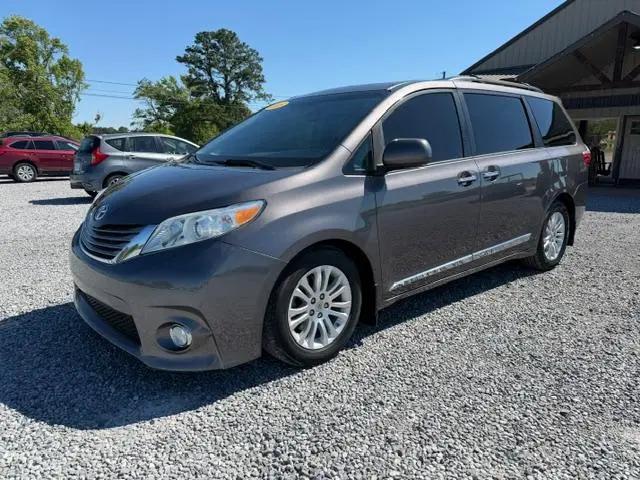 2015 Toyota Sienna XLE Premium 8 Passenger for sale in Boaz, AL