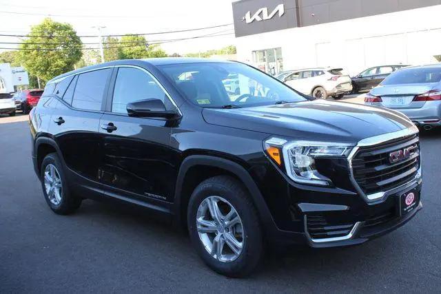 2023 GMC Terrain AWD SLE for sale in Johnston, RI