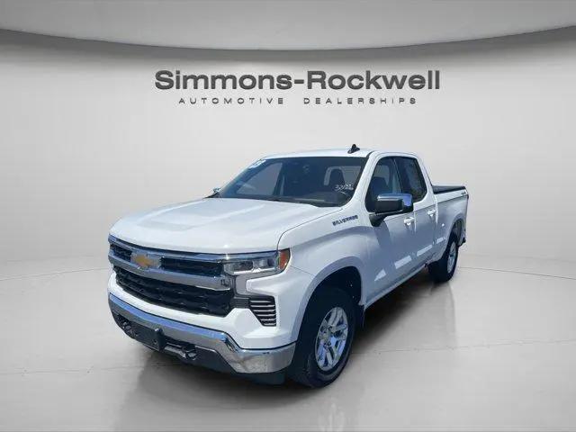 2023 Chevrolet Silverado 1500 4WD Double Cab Standard Bed LT with 2FT for sale in Elmira, NY
