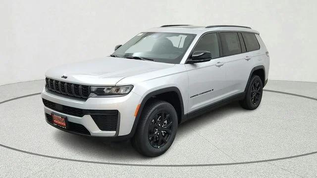 2026 Jeep Grand Cherokee L GRAND CHEROKEE L LAREDO ALTITUDE 4X4