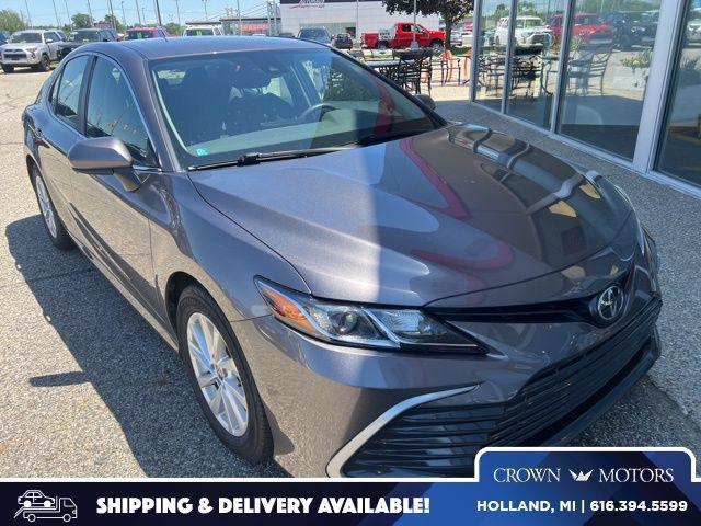 2021 Toyota Camry 2.5 Auto LE AWD's photo