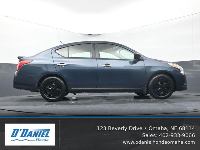 2015 Nissan Versa 1.6 SV