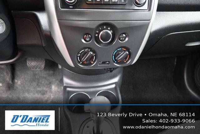 2015 Nissan Versa 1.6 SV