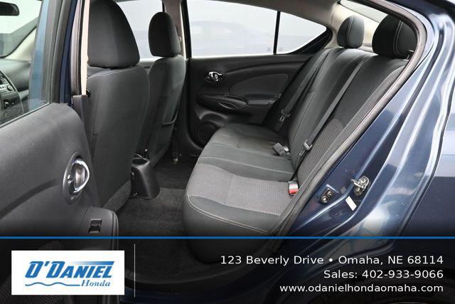2015 Nissan Versa 1.6 SV