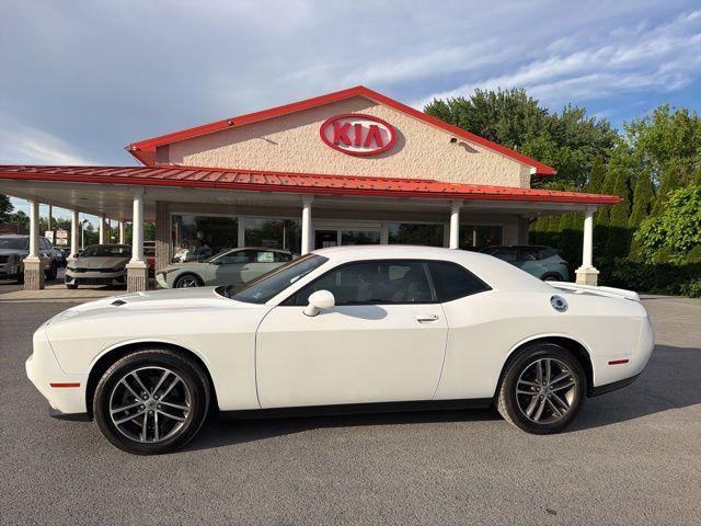 2019 Dodge Challenger SXT AWD