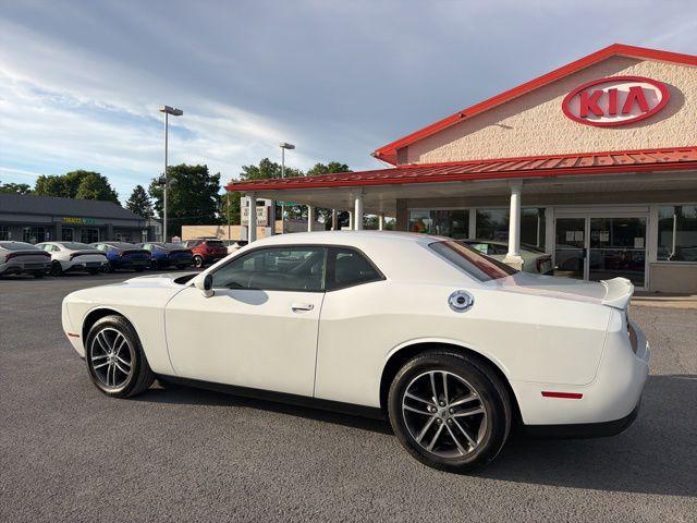 2019 Dodge Challenger SXT AWD