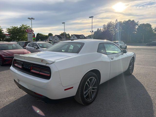 2019 Dodge Challenger SXT AWD