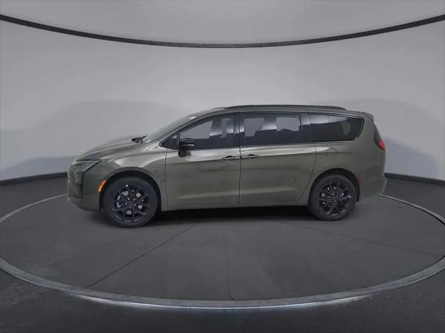 2027 Chrysler Pacifica Limited AWD