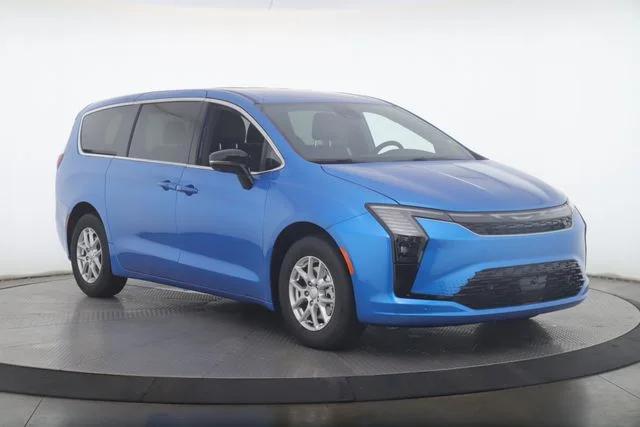 2027 Chrysler Pacifica PACIFICA SELECT
