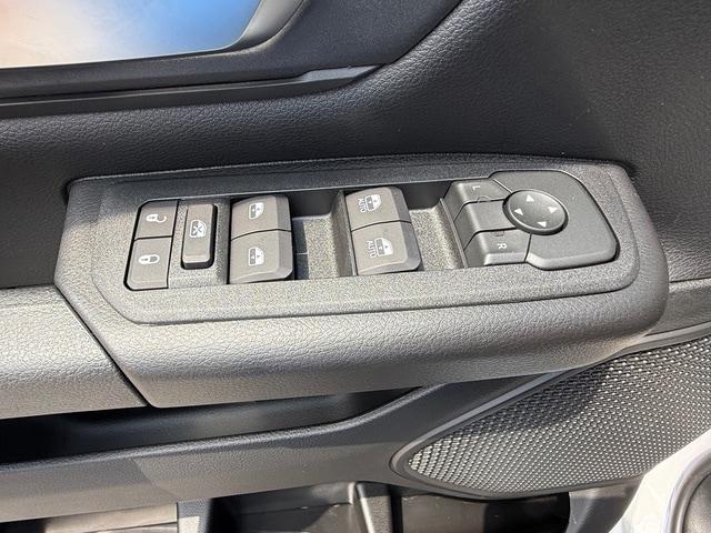 2026 Ram 1500 Tradesman Quad Cab 4x4 64 Box