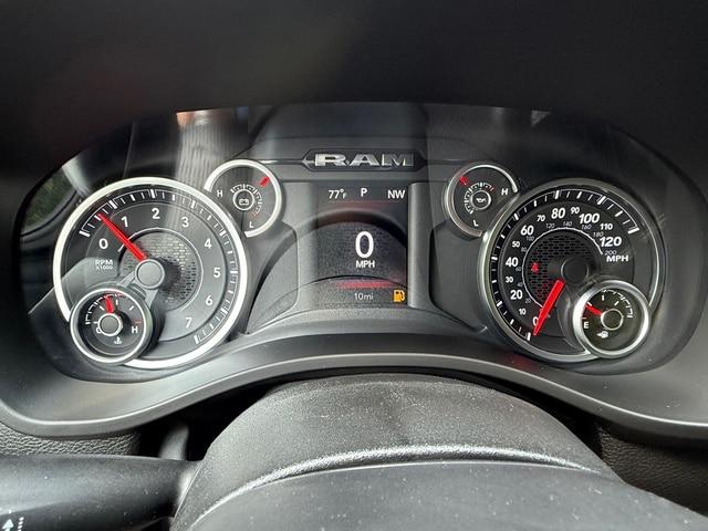 2026 Ram 1500 Tradesman Quad Cab 4x4 64 Box