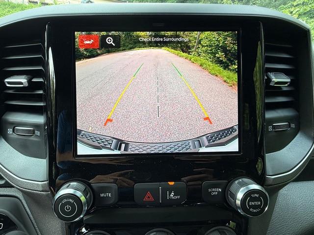 2026 Ram 1500 Tradesman Quad Cab 4x4 64 Box