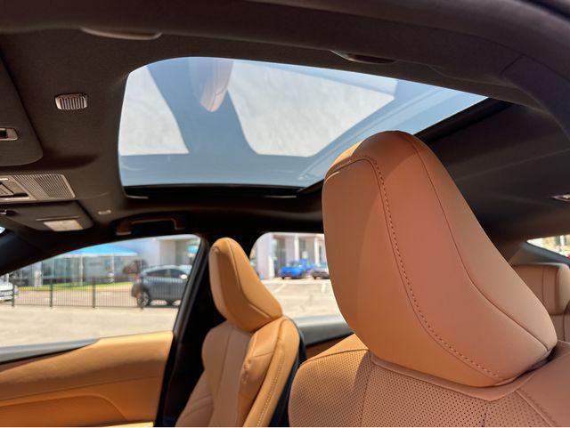 2026 Lexus ES 350 Premium