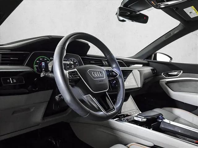 2024 Audi e-tron S line Prestige quattro
