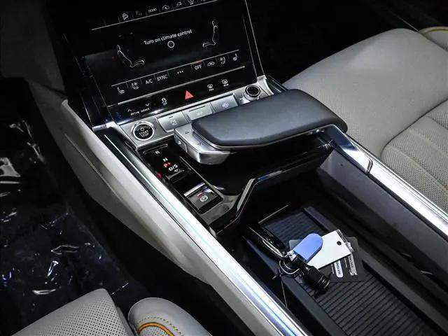2024 Audi e-tron S line Prestige quattro