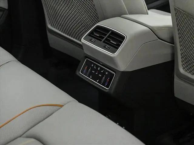 2024 Audi e-tron S line Prestige quattro