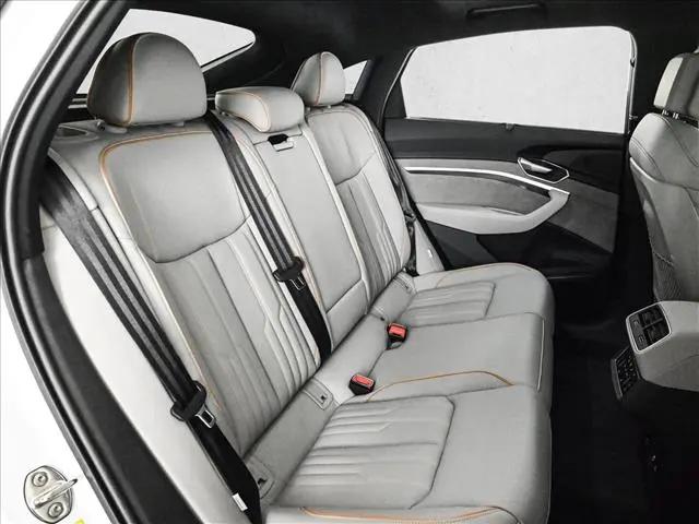 2024 Audi e-tron S line Prestige quattro
