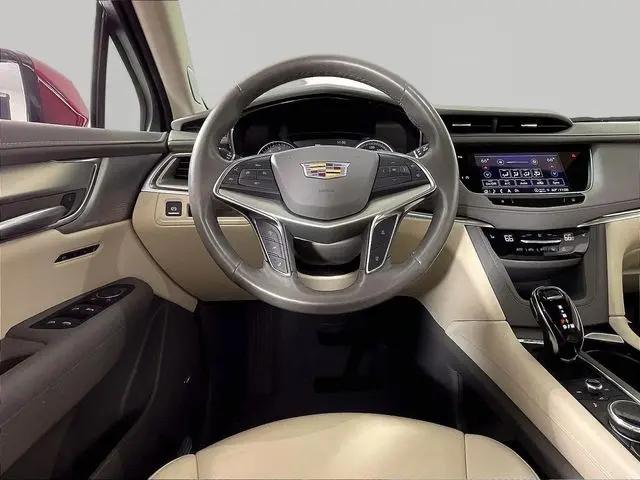 2023 Cadillac XT5 FWD Premium Luxury