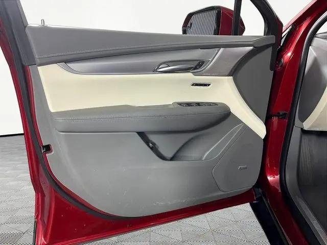 2023 Cadillac XT5 FWD Premium Luxury
