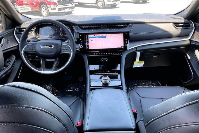 2026 Jeep Grand Cherokee Limited 4x2