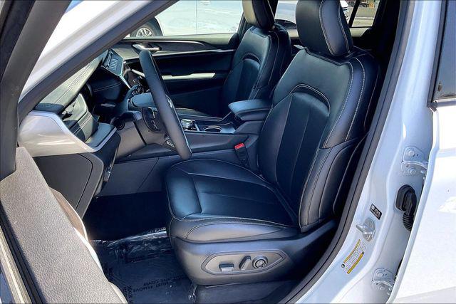 2026 Jeep Grand Cherokee Limited 4x2