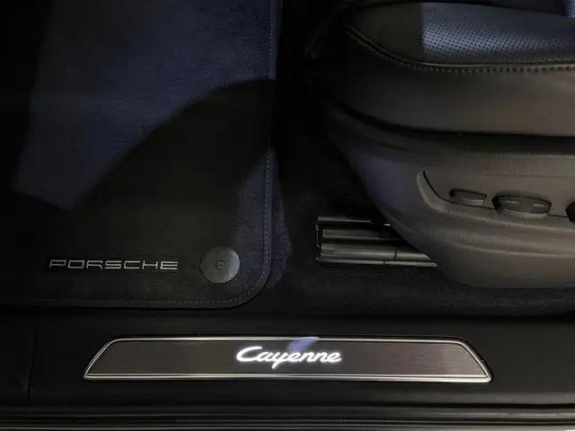 2023 Porsche Cayenne Cayenne