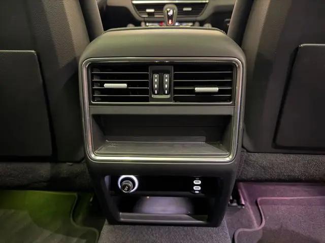 2023 Porsche Cayenne Cayenne