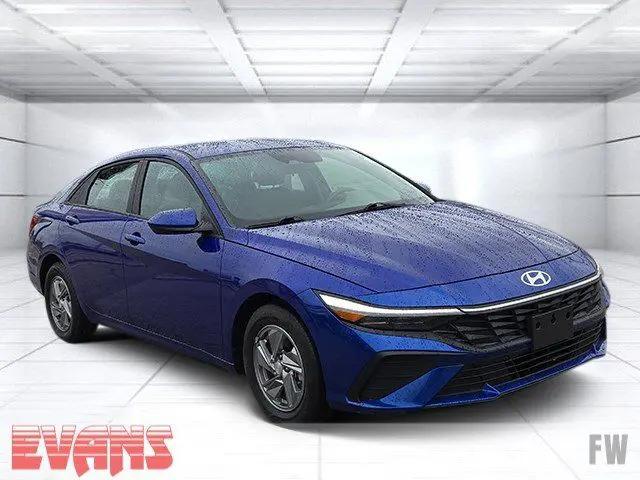 2024 Hyundai Elantra SE for sale in Fort Wayne, IN