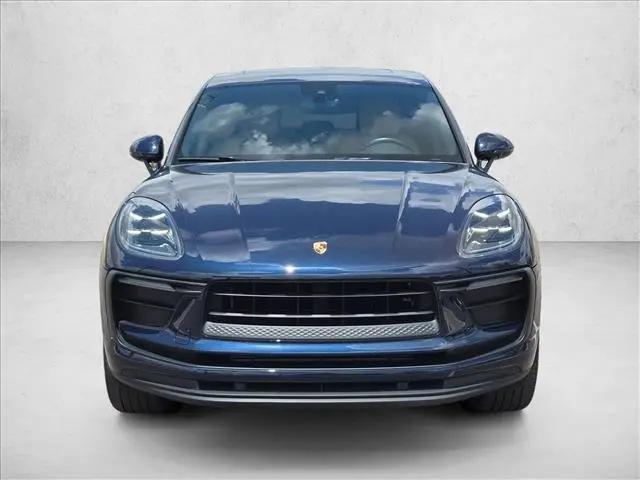 2022 Porsche Macan Macan
