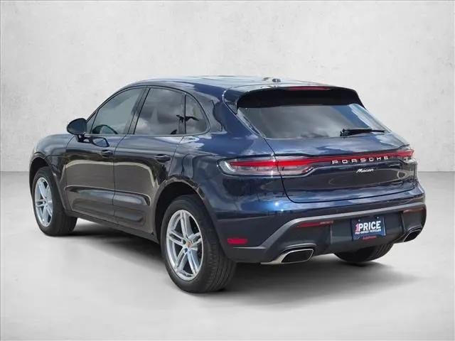 2022 Porsche Macan Macan