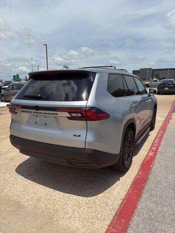 2026 Toyota Grand Highlander Unknown