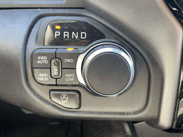 2025 Ram 1500 Big Horn Crew Cab 4x4 64 Box
