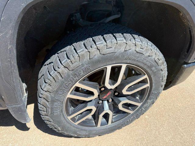 2021 GMC Sierra 1500 4WD Crew Cab Short Box AT4