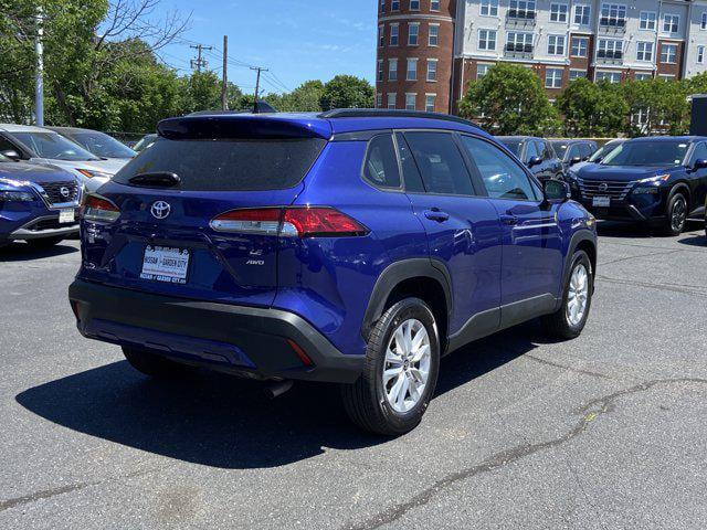 2025 Toyota Corolla Cross LE