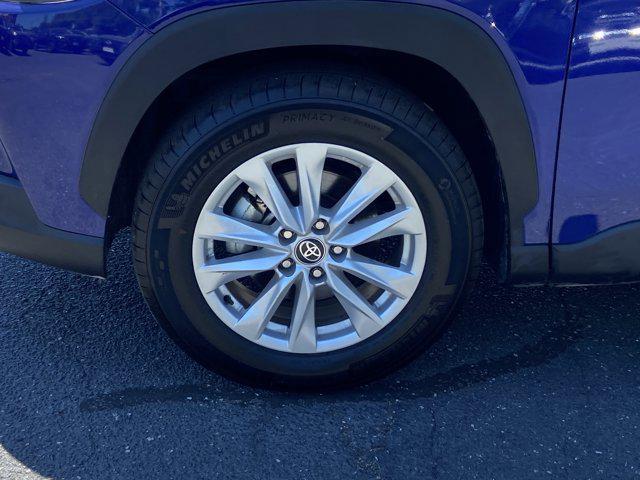 2025 Toyota Corolla Cross LE