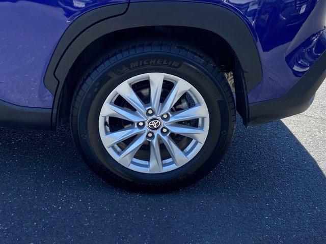 2025 Toyota Corolla Cross LE