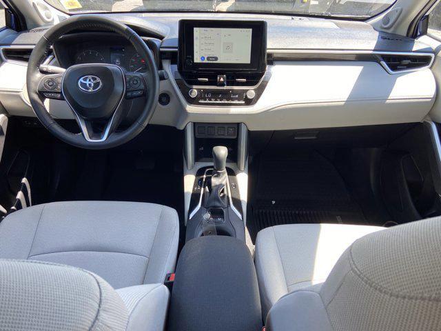 2025 Toyota Corolla Cross LE